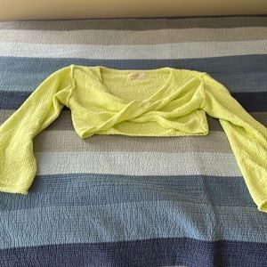 Urban twist front top